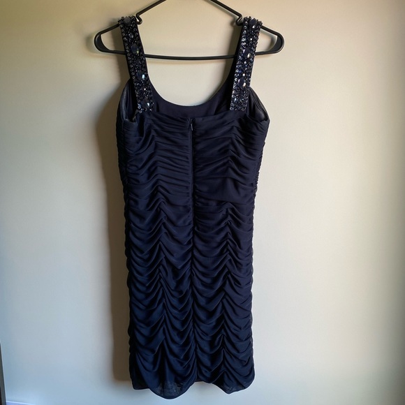 Xscape Dress - Picture 5 of 5